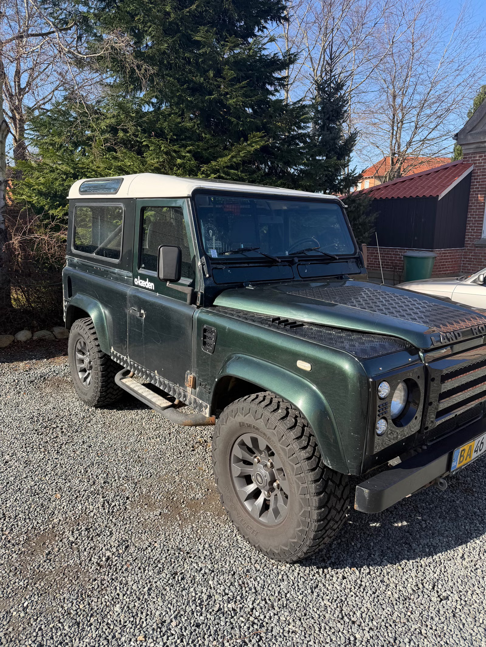 Land Rover Defender 90